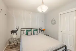 b7e43d5902e54980acd16827e7f426c0.jpg