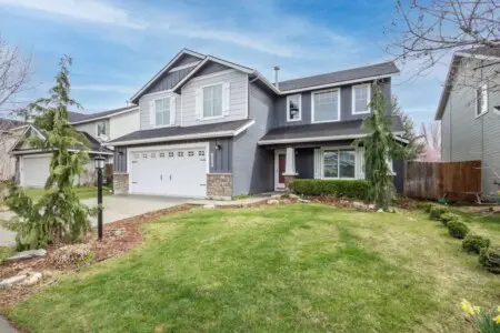 27ce7a22 8d8a 45 h8 yn