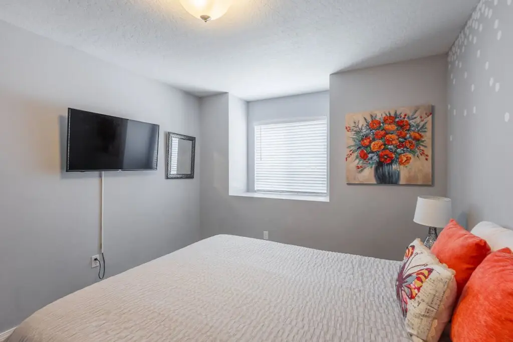 2b007978 08f3 4a RFXJv