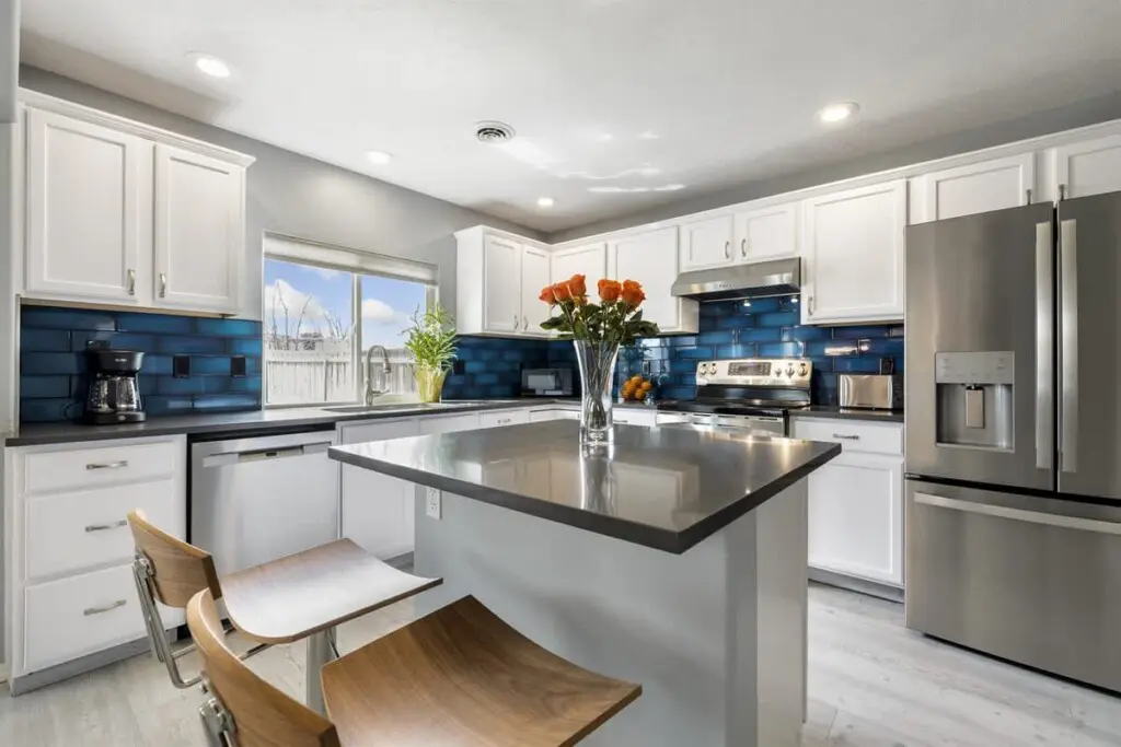 2dbdddf1 f91c 4a wILOe