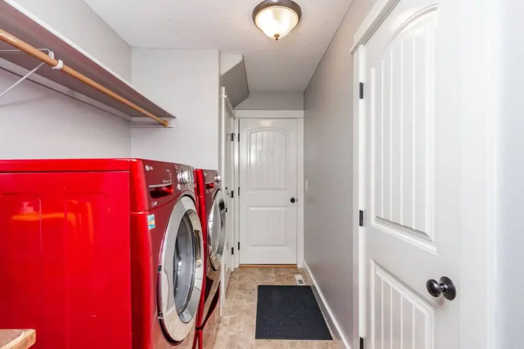 300645cd 63d7 47 ZTlGd