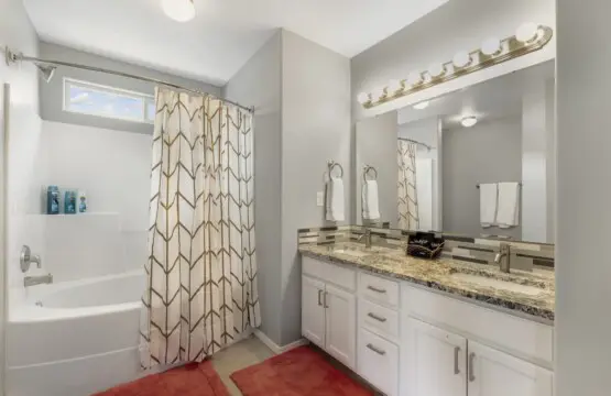 3165aaf8 f1aa 4f wgN7G