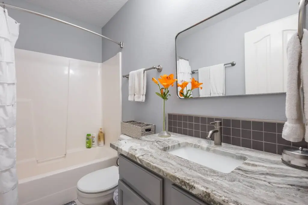 4c7f4ace 0fce 47 IWQDb