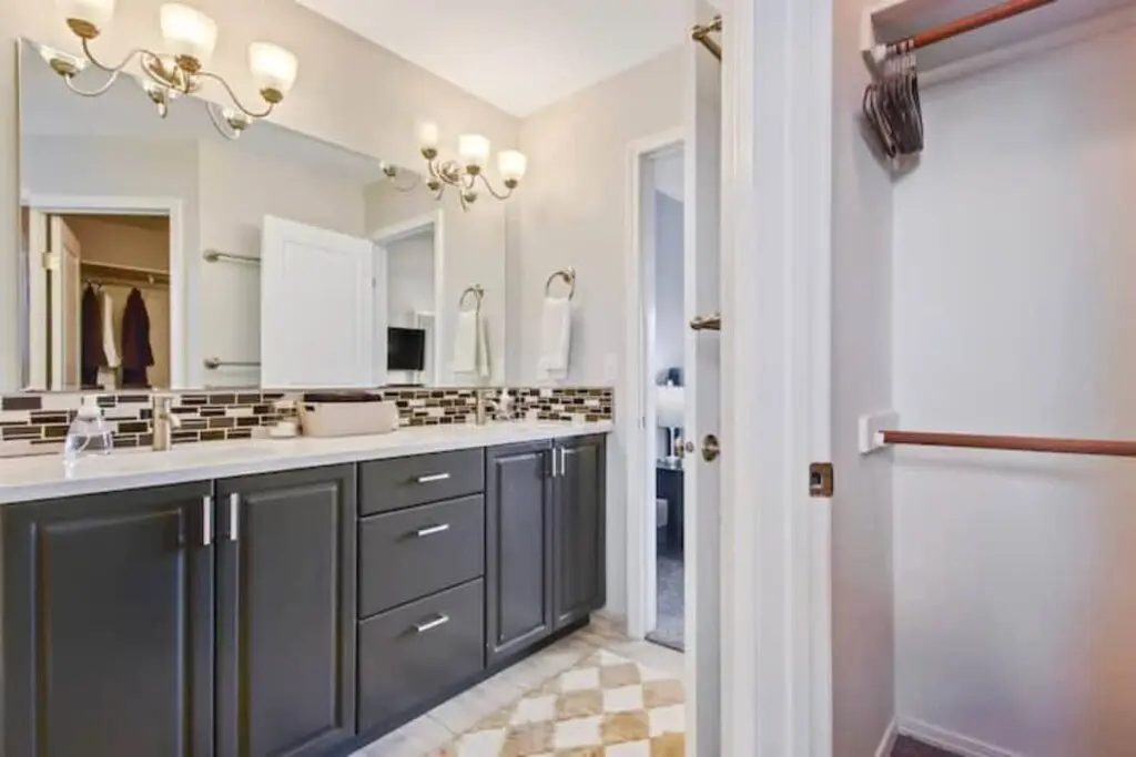 4d3dd728 bcd9 4d wvDMz