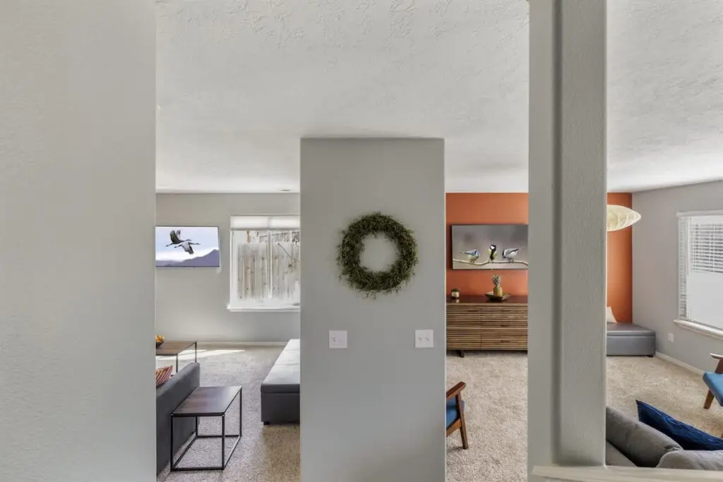 5d55e100 f591 4e zGgmP