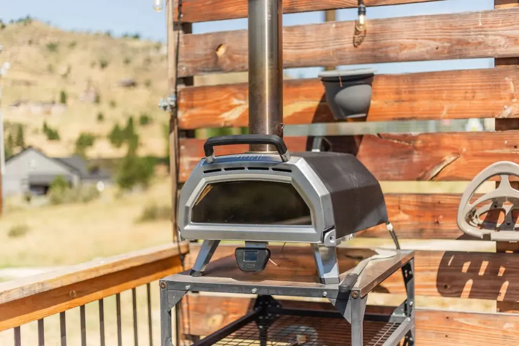 683f8e32 6e67 4a cNBLr