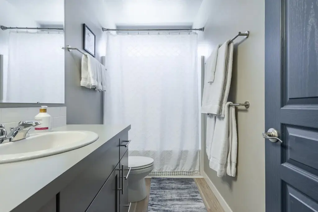 86c12c28 4b20 48 KBtOQ