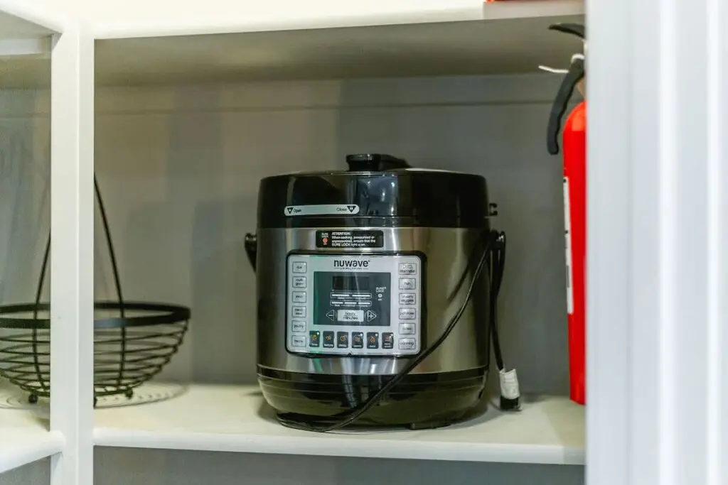 89c31b0f 70ab 41 N IjJ