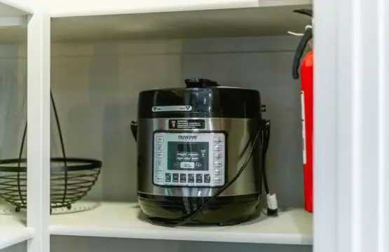 89c31b0f 70ab 41 N IjJ