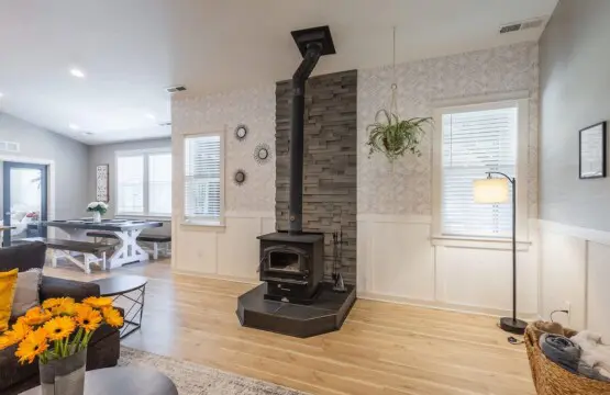 c542e5ef 28ab 4a r1vyl