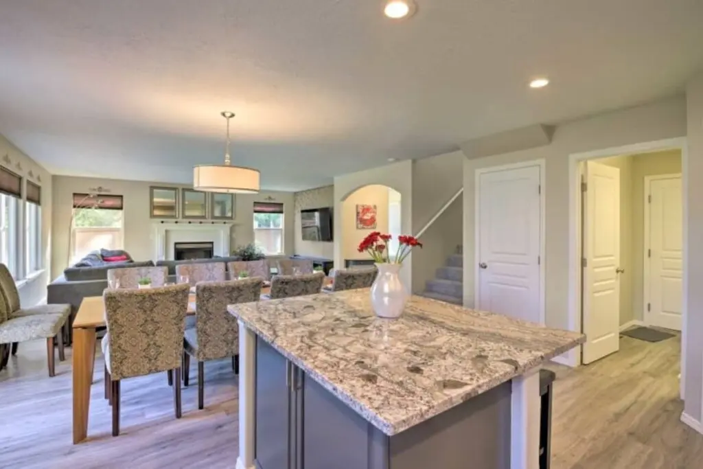 c9270cbe 9fca 4b bv6vM