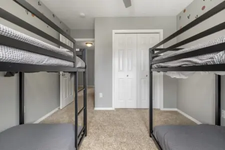 dbdb68e1 89ce 46 F rJB