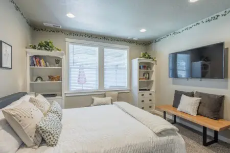 ea5932c8 f234 46 qCSfN